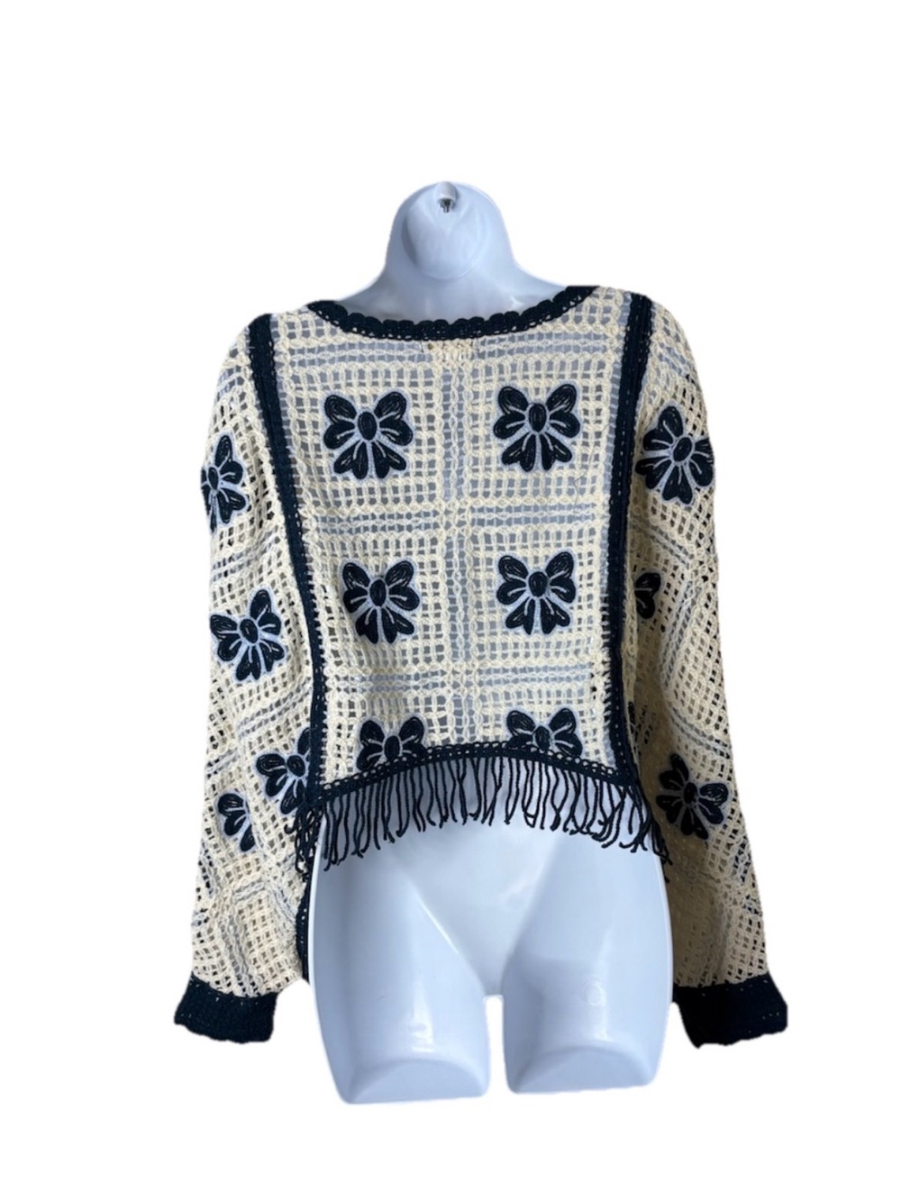 House of Harlow 1960 Revolve Crochet Fringe Poncho Bow Crop Sweater OS - Picture 2 of 6